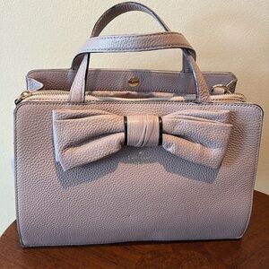Kate Spade  Satchel  Crossbody bag pebbled leather  pinkish gray  bowfront  EUC